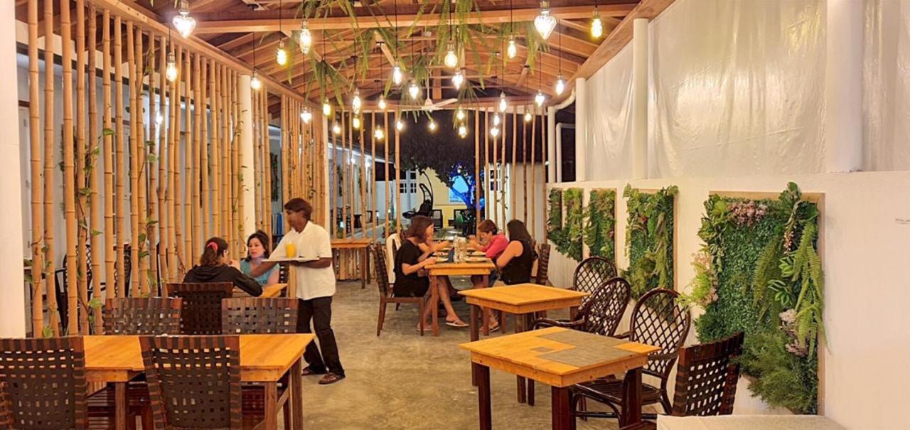 Hevana holidays Keyodhoo  Exterior foto